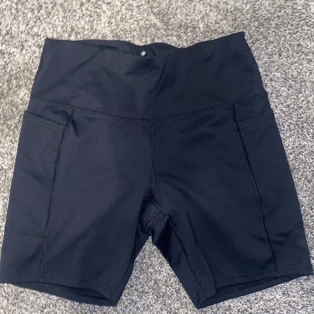 Biker Shorts (with pockets)